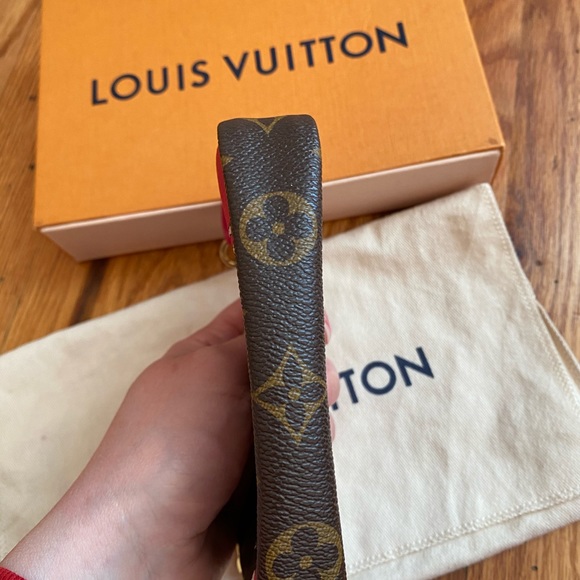 Louis Vuitton min Pochette - Picture 2 of 8